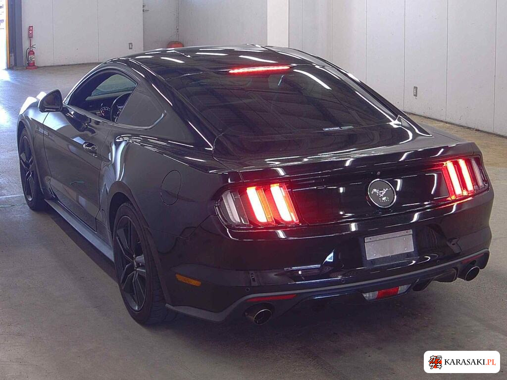 Ford Mustang 2015 z aukcji japońskiej