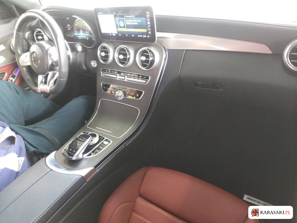 Mercedes-AMG C-Class 2018 z aukcji japońskiej