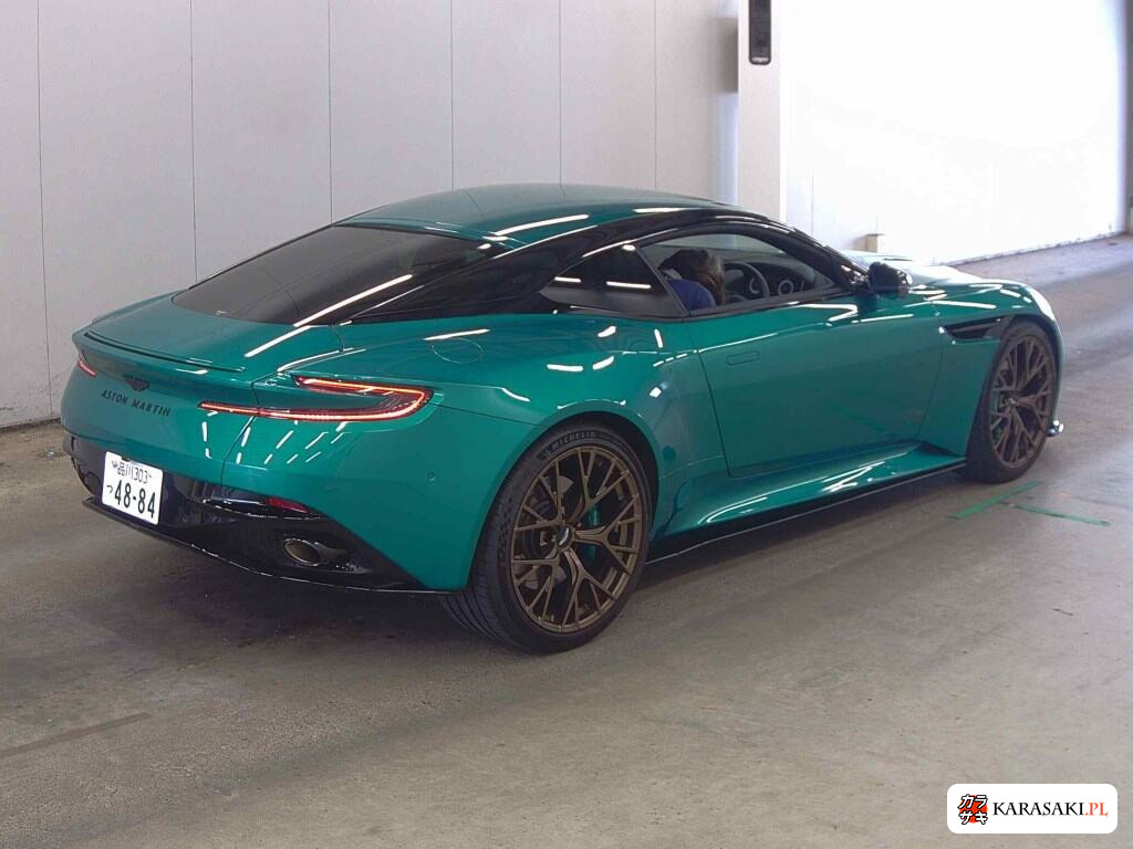 Aston Martin DB12 2025 z aukcji japońskiej