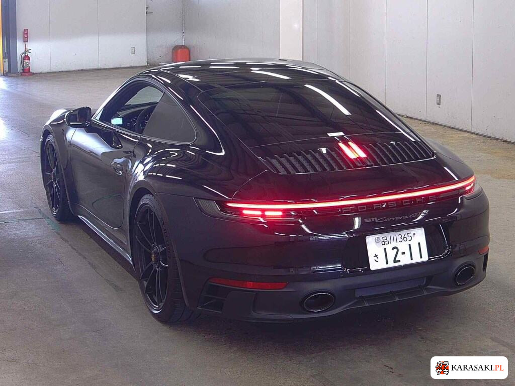 Porsche 911 2024 z aukcji japońskiej