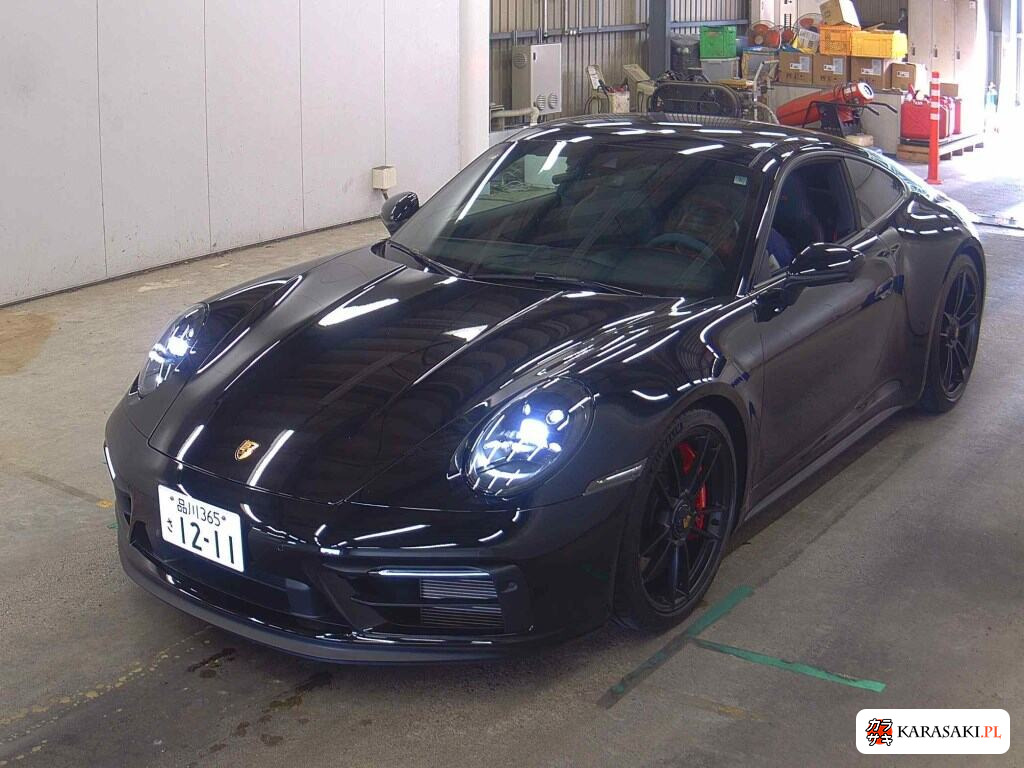 Porsche 911 2024 z aukcji japońskiej
