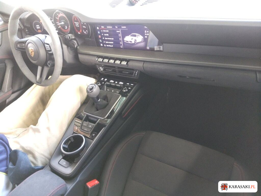 Porsche 911 2024 z aukcji japońskiej