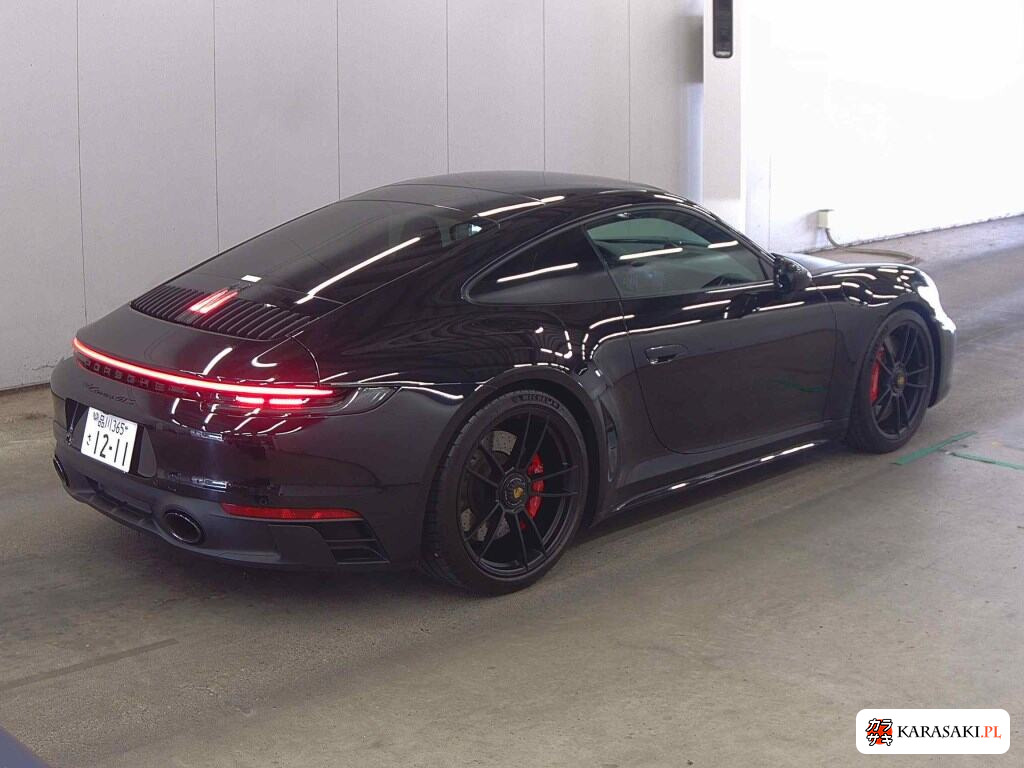 Porsche 911 2024 z aukcji japońskiej