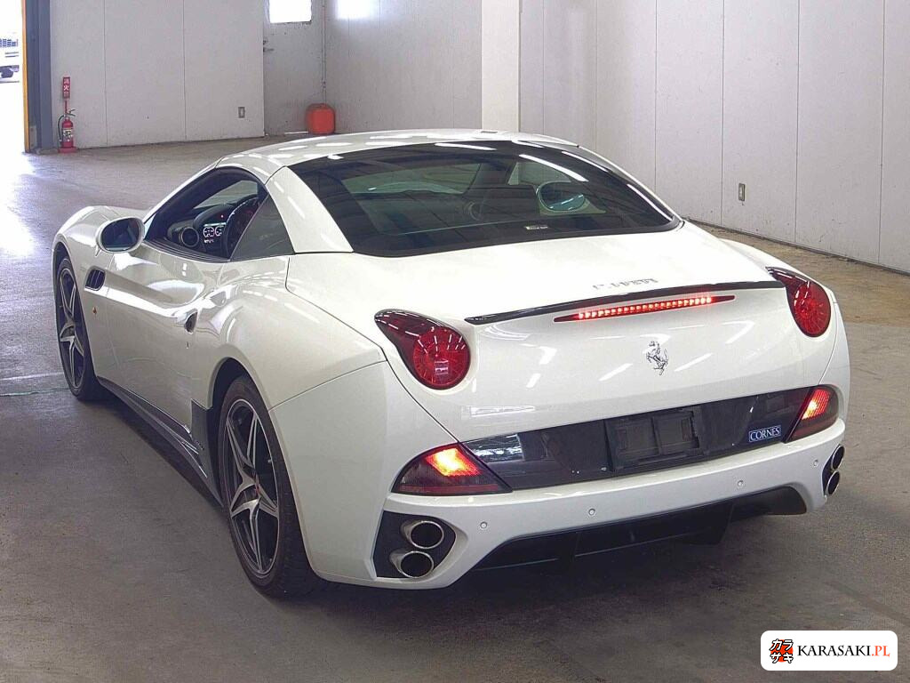 Ferrari California 2011 z aukcji japońskiej
