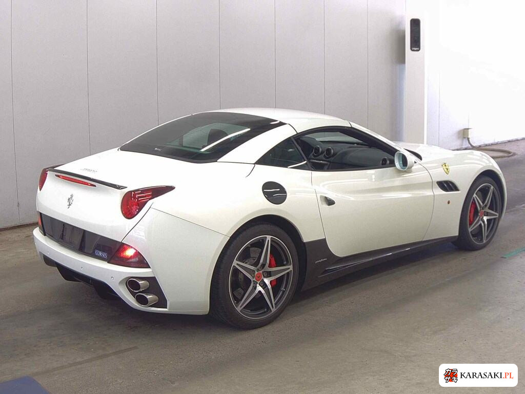 Ferrari California 2011 z aukcji japońskiej