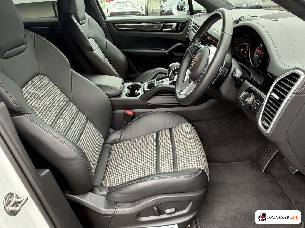 Porsche Cayenne Coupe 2023 z aukcji japońskiej