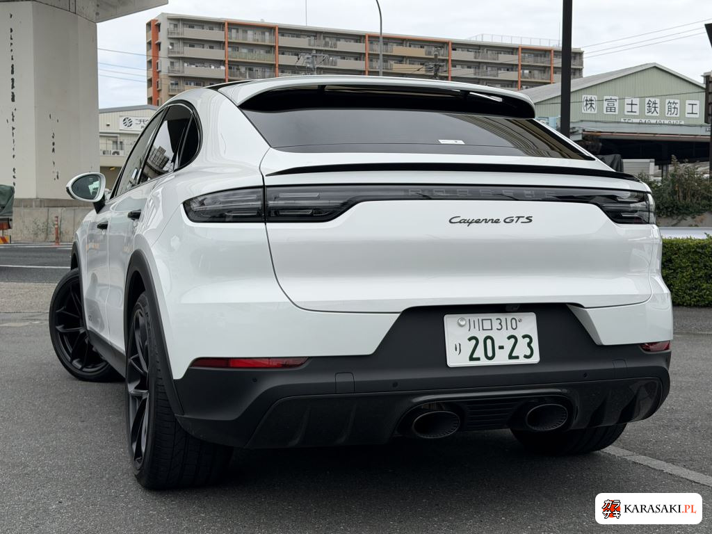 Porsche Cayenne Coupe 2023 z aukcji japońskiej