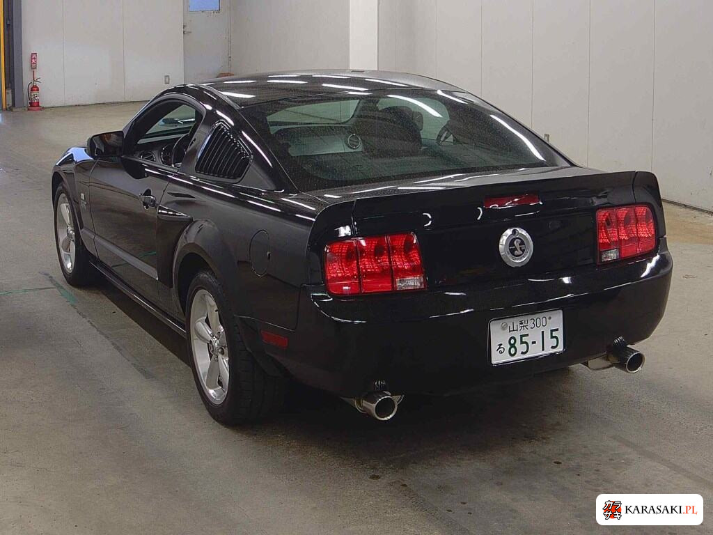Ford Mustang 2008 z aukcji japońskiej