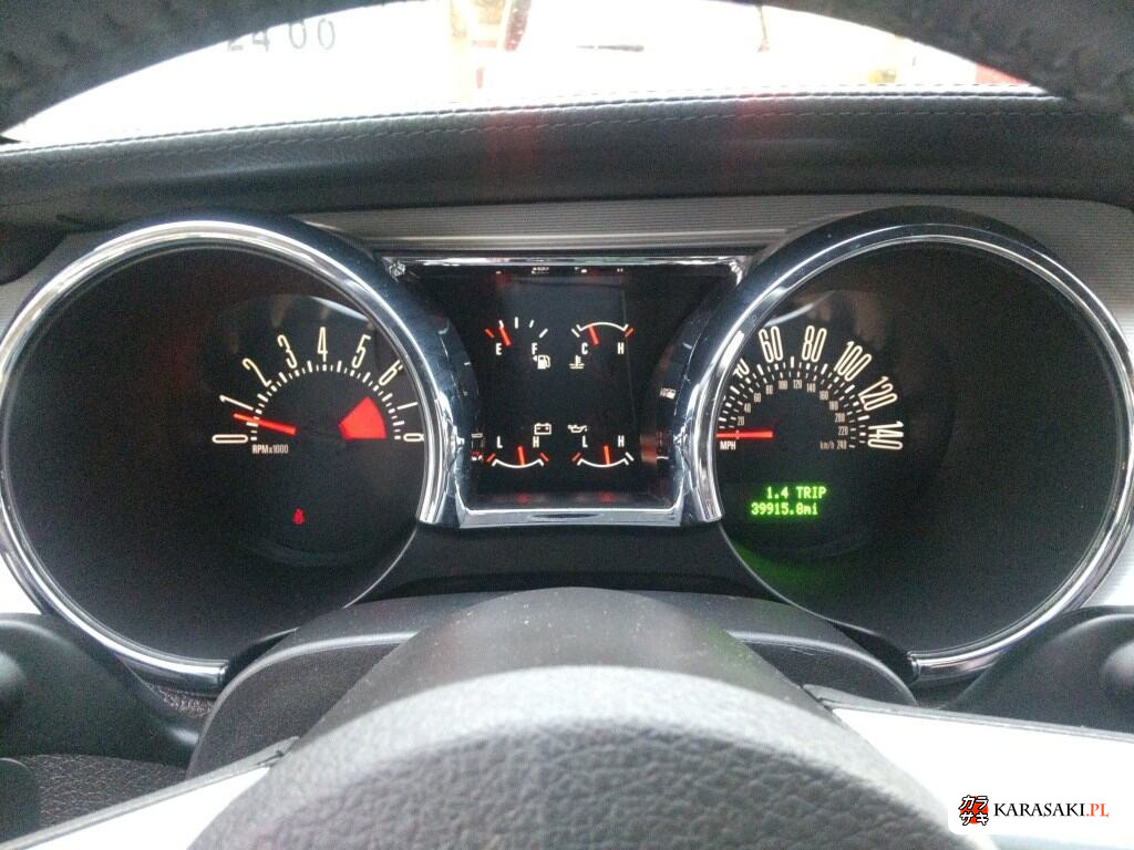 Ford Mustang 2008 z aukcji japońskiej