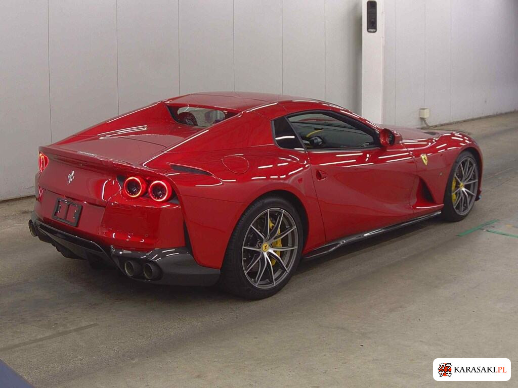 Ferrari 812 GTS 2022 z aukcji japońskiej