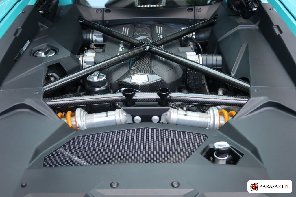 Lamborghini Aventador 2015 z aukcji japońskiej