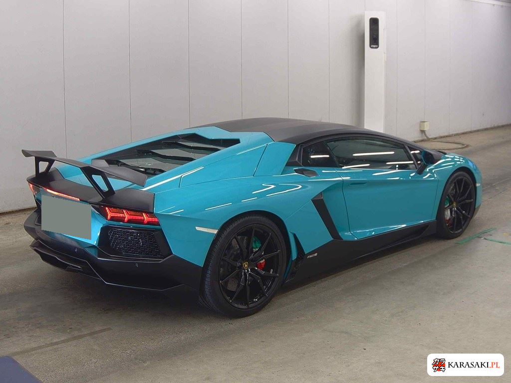 Lamborghini Aventador 2015 z aukcji japońskiej