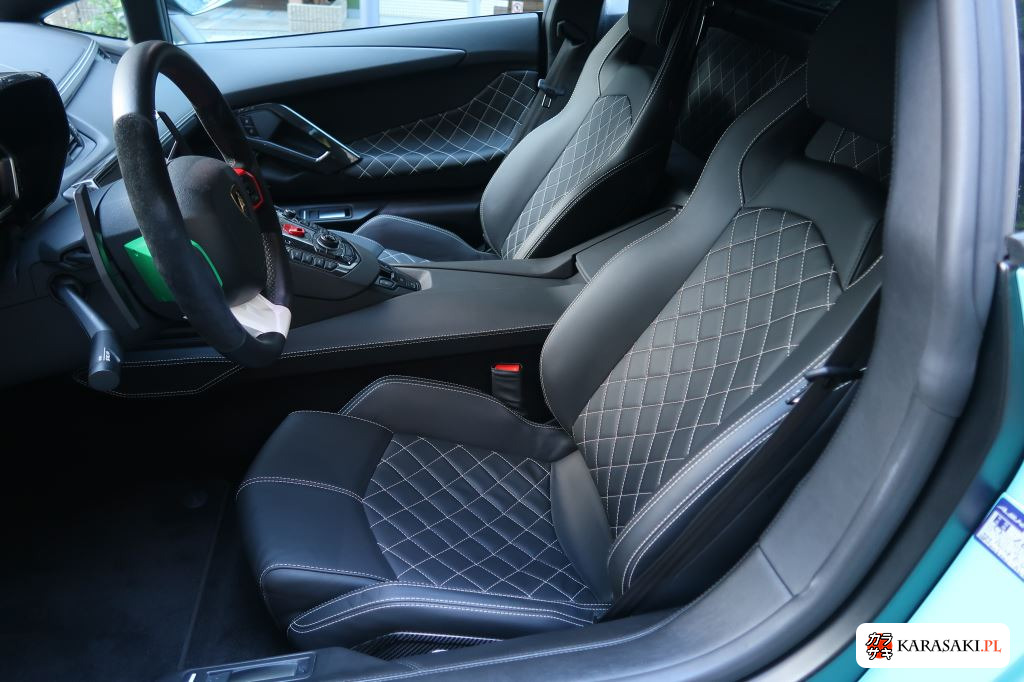 Lamborghini Aventador 2015 z aukcji japońskiej