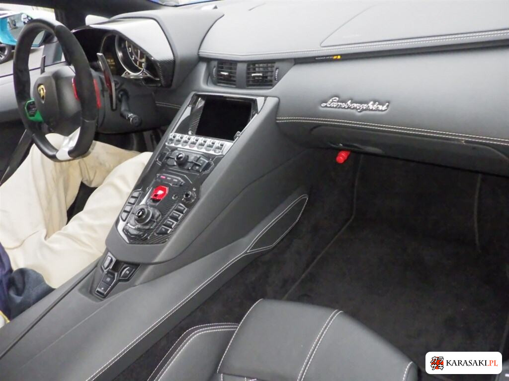 Lamborghini Aventador 2015 z aukcji japońskiej
