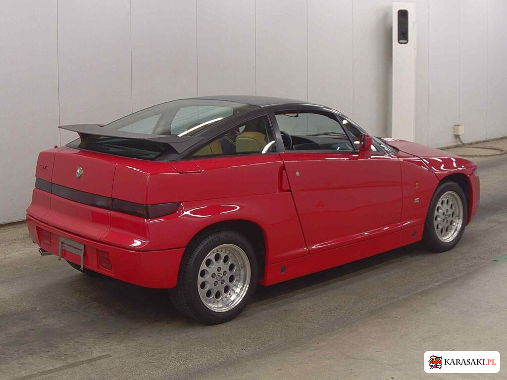 Alfa Romeo 1995 z aukcji japońskiej