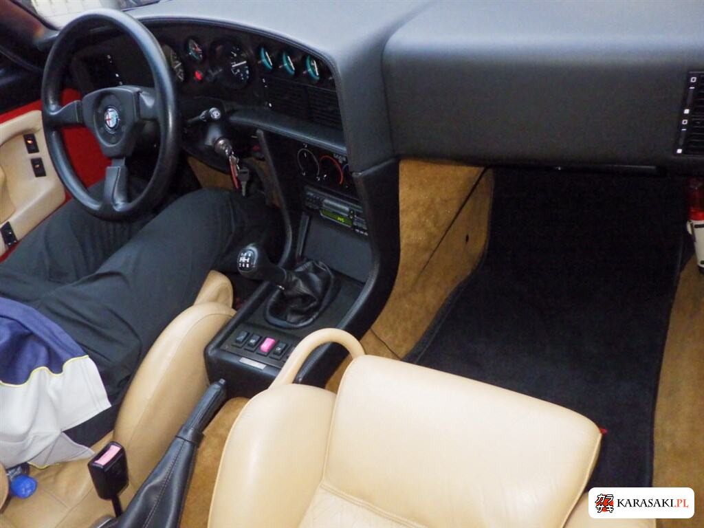 Alfa Romeo 1995 z aukcji japońskiej