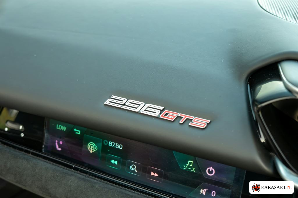 Ferrari 296GTS 2026 z aukcji japońskiej