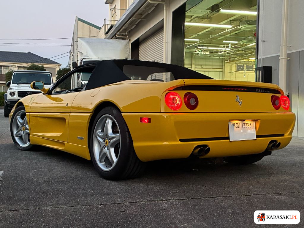 Ferrari F355 2020 z aukcji japońskiej