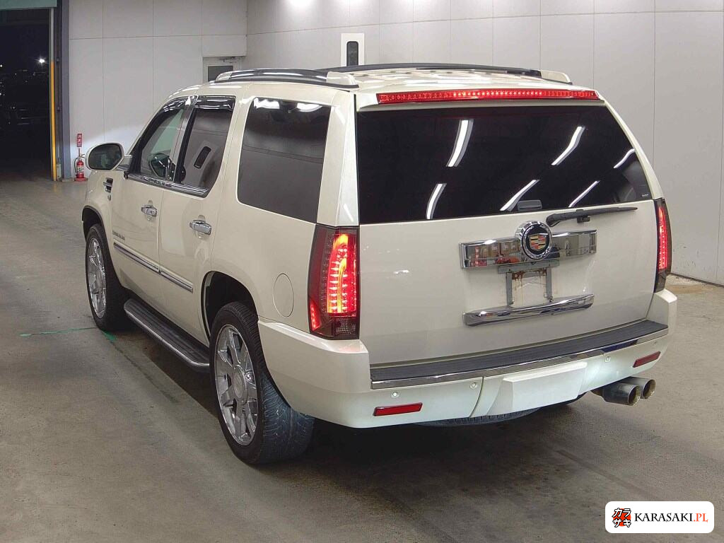 Cadillac Escalade 2009 z aukcji japońskiej
