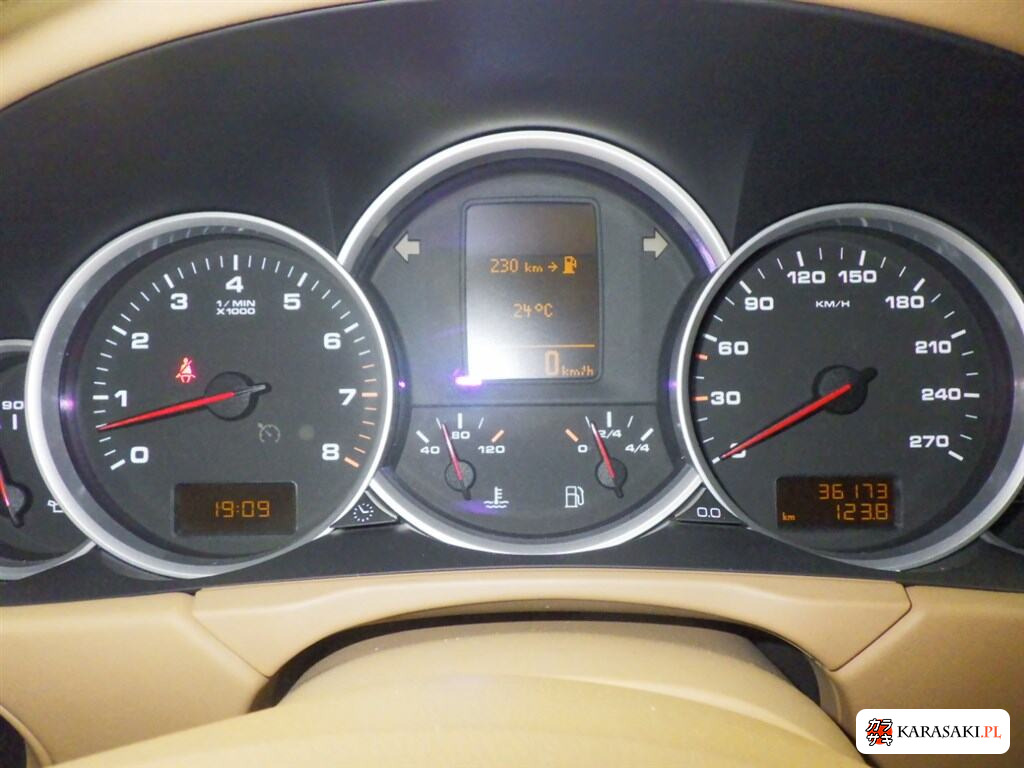 Porsche Cayenne 2009 z aukcji japońskiej