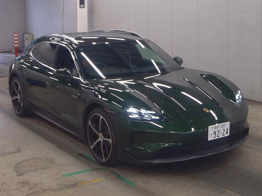 Porsche Taycan 2024 з японського аукціону
