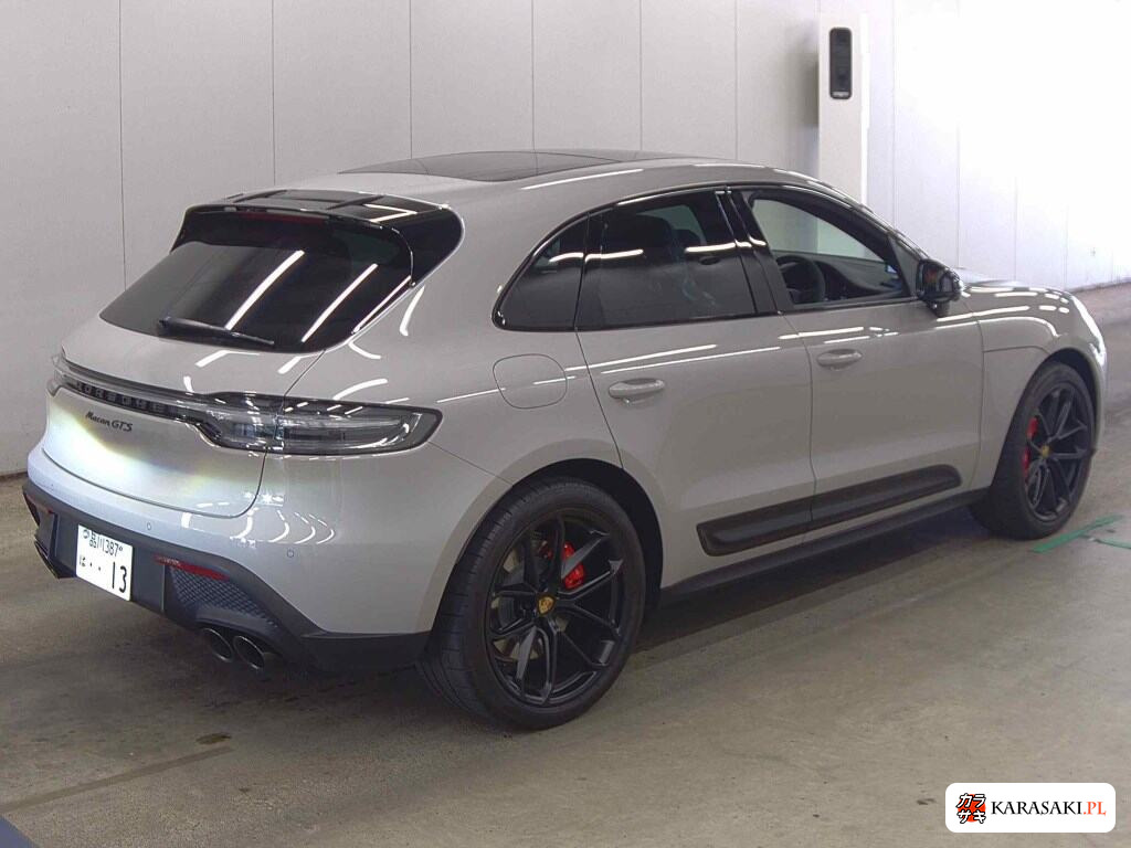 2022 Porsche Macan 4WD GTS Sport Chrono Package 4