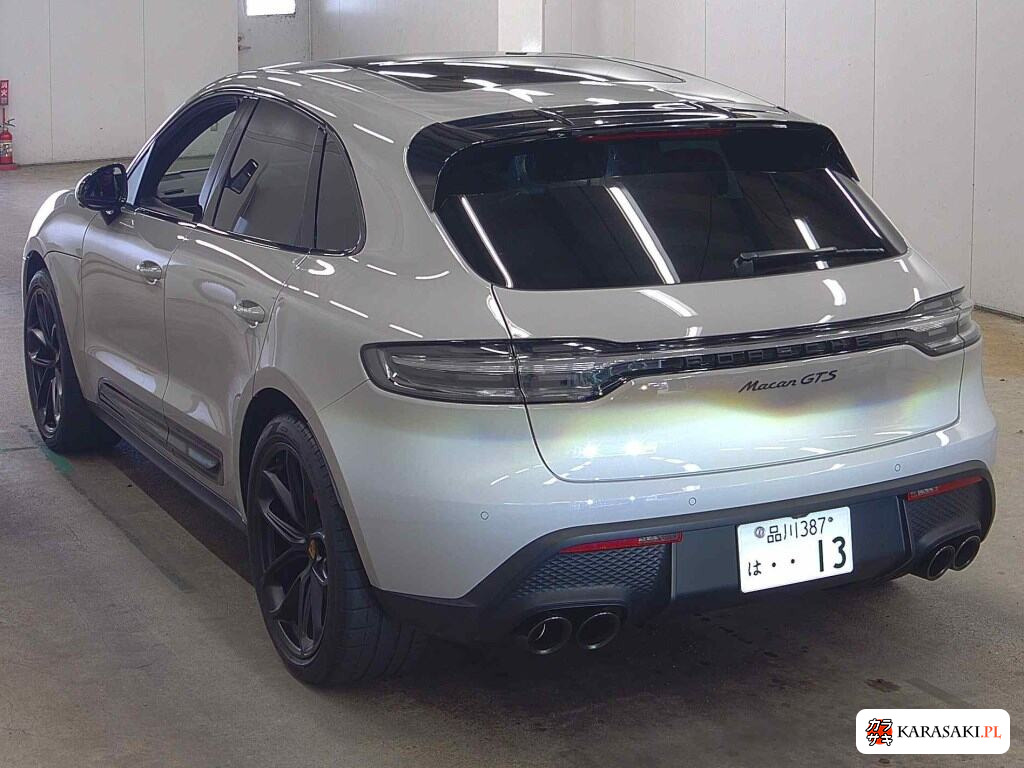 2022 Porsche Macan 4WD GTS Sport Chrono Package 2