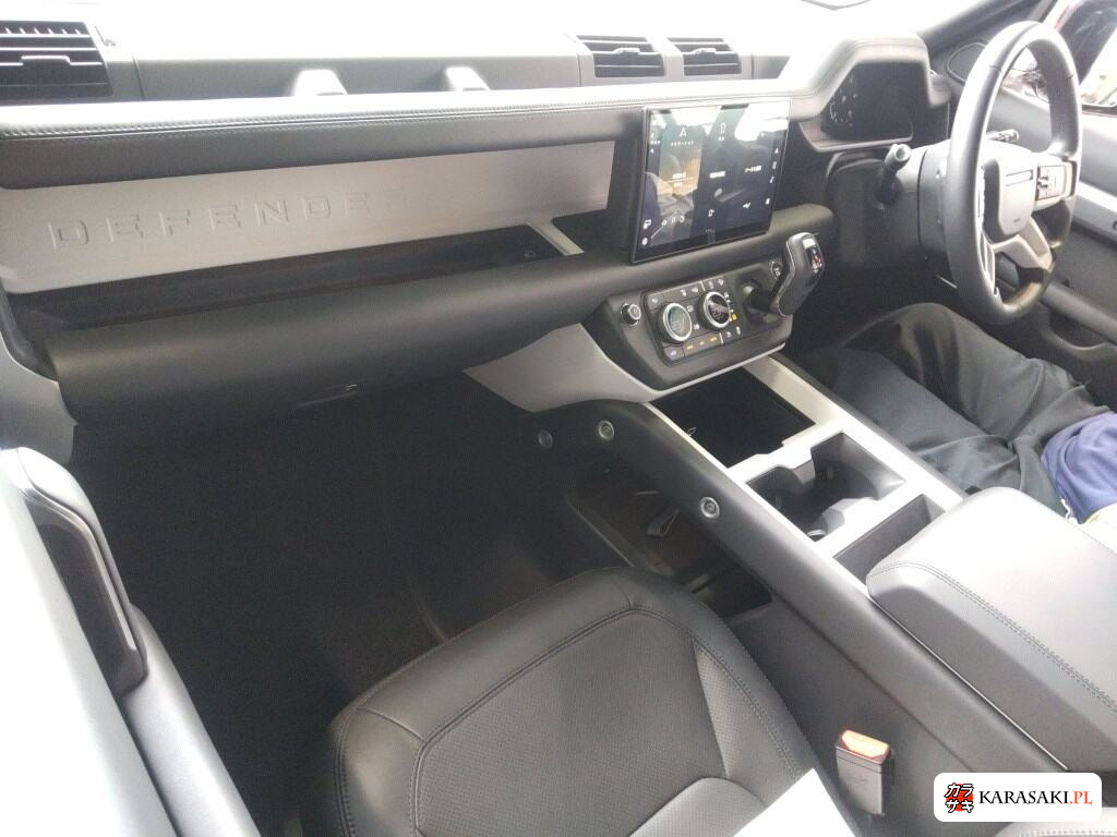 2025 Land Rover Defender 5D 4WD 110 X-Dynamic Hse 5