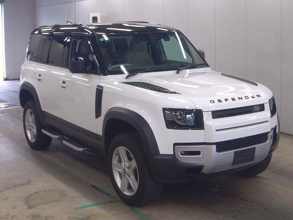 Land Rover Defender 2022 z aukcji japońskiej