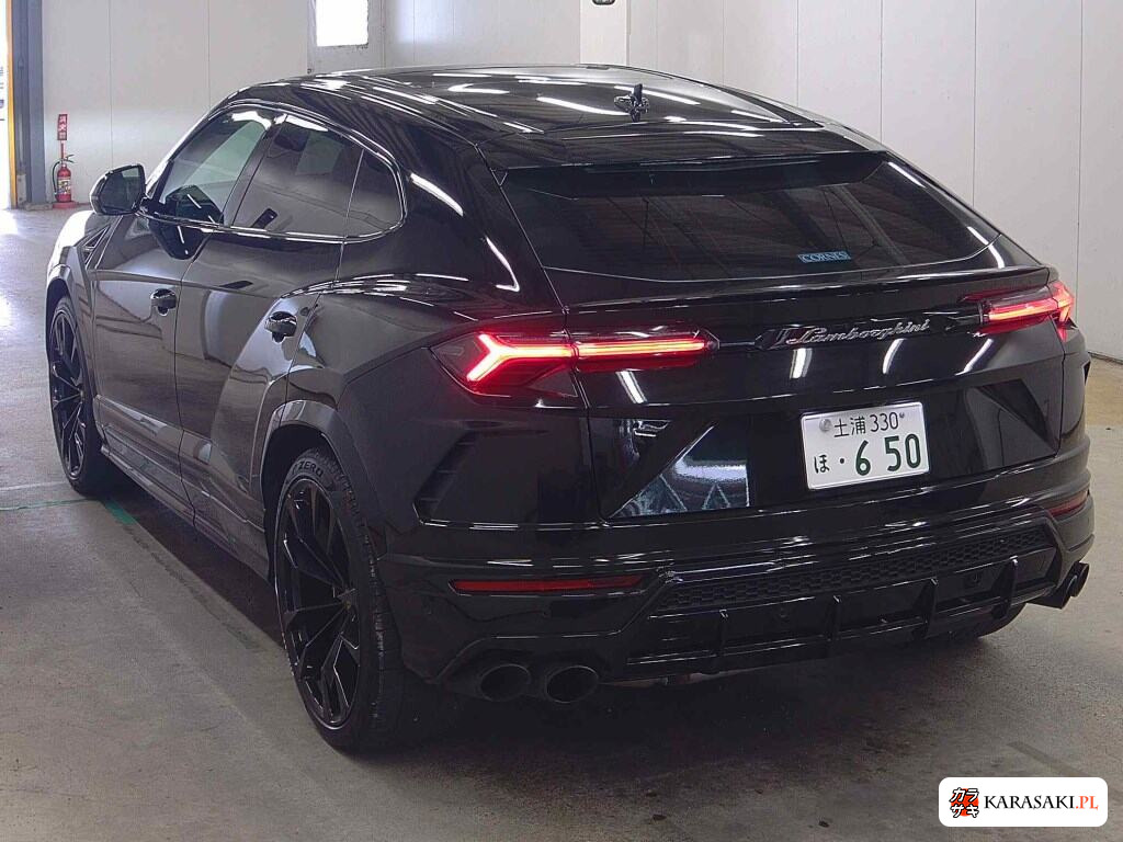 Lamborghini Urus 2022 z aukcji japońskiej