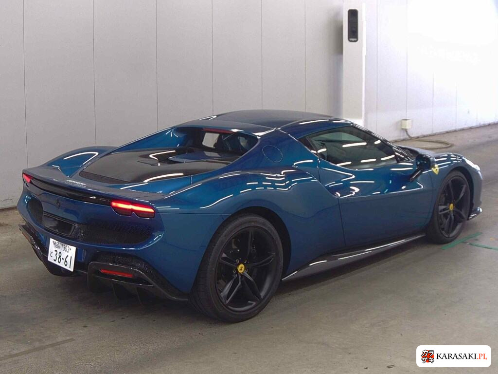 Ferrari 296GTB 2025 z aukcji japońskiej