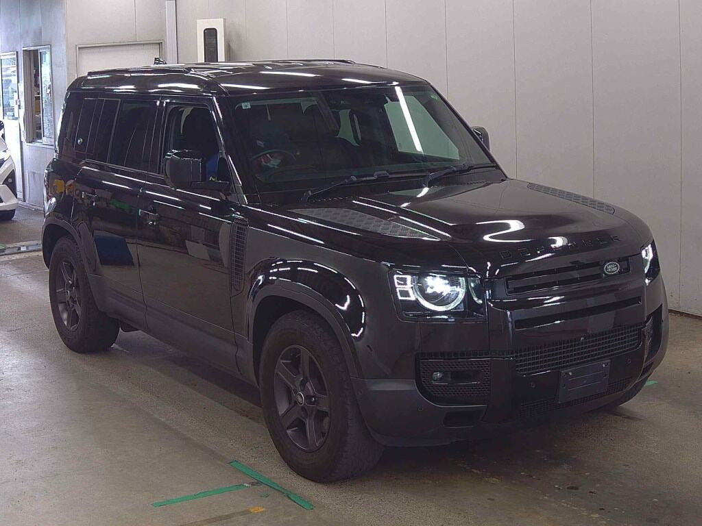 Land Rover Defender 2021 z aukcji japońskiej