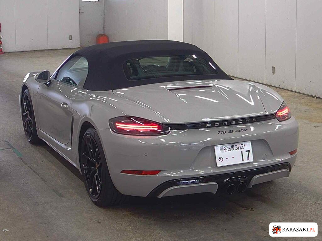 Porsche 718 Boxster 2025 z aukcji japońskiej