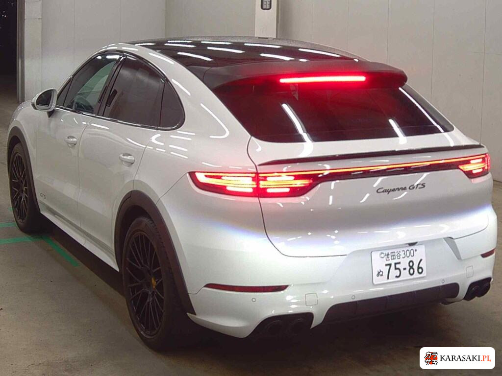 Porsche Cayenne Coupe 2022 z aukcji japońskiej