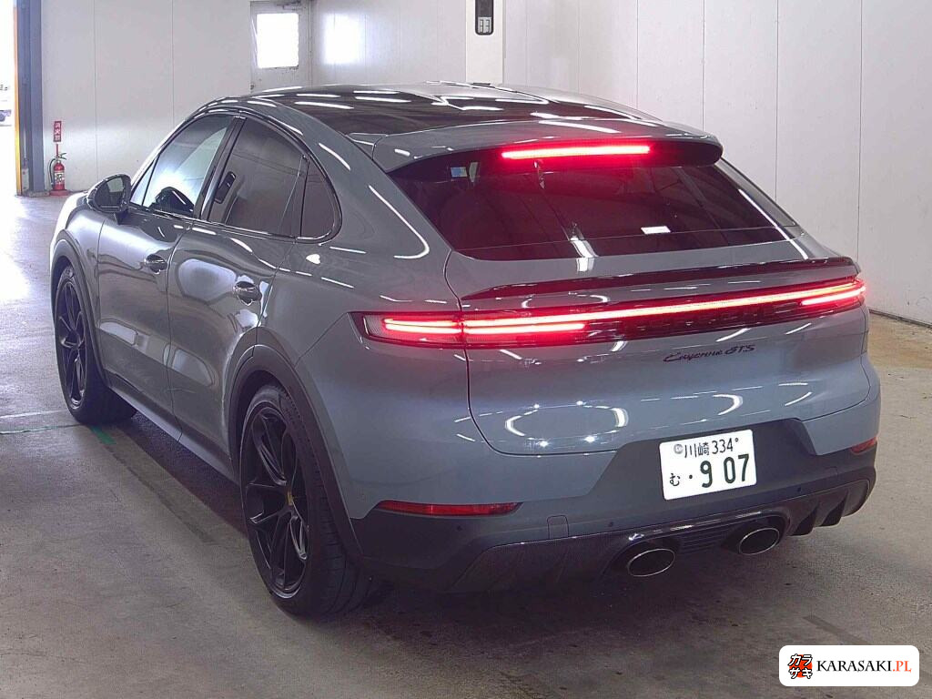 Porsche Cayenne Coupe 2024 z aukcji japońskiej