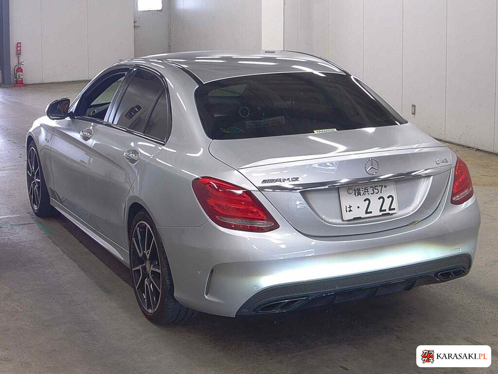 Mercedes-AMG C-Class 2016 z aukcji japońskiej