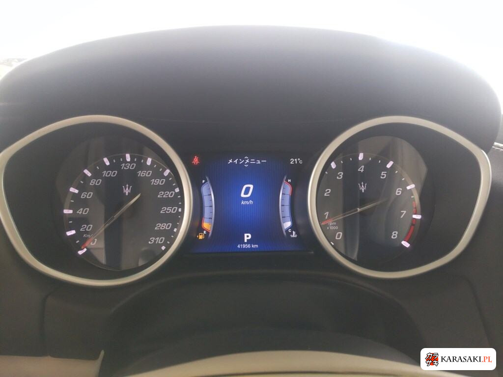Maserati Ghibli 2015 z aukcji japońskiej