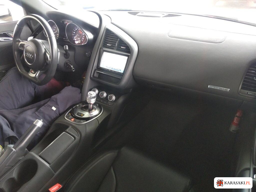 Audi R8 2014 z aukcji japońskiej