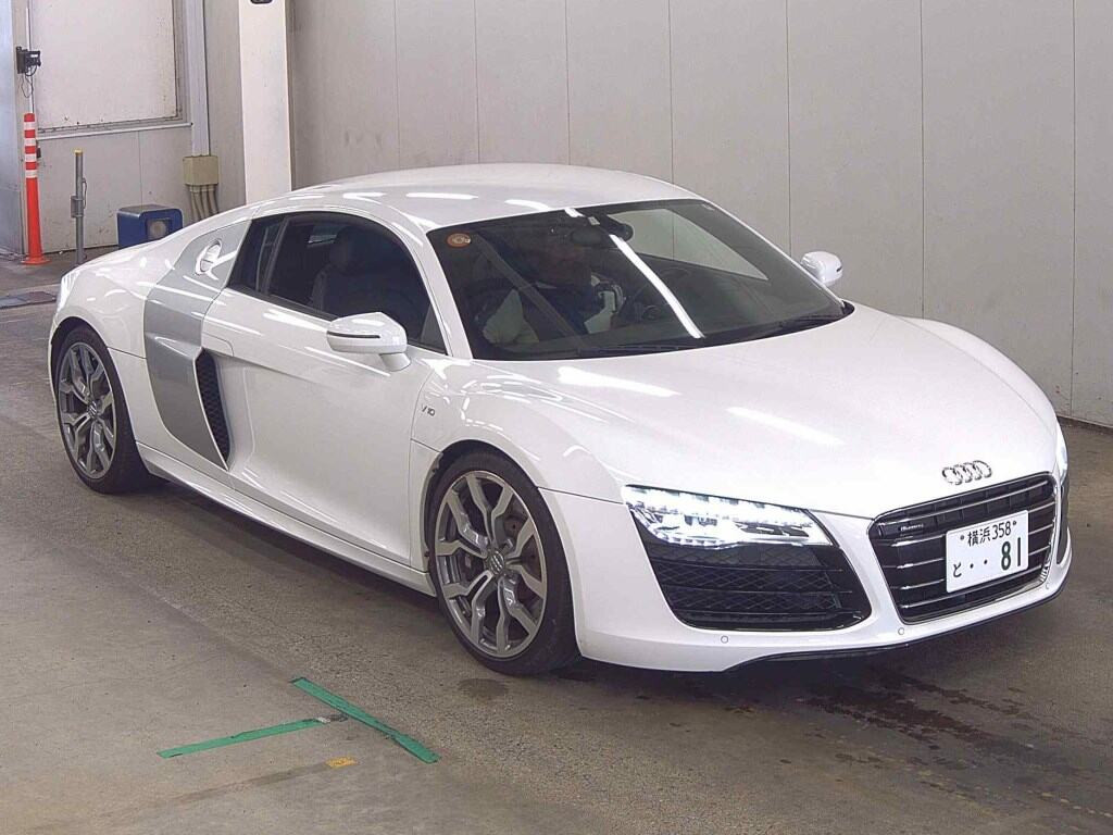 Audi R8 2014 z aukcji japońskiej
