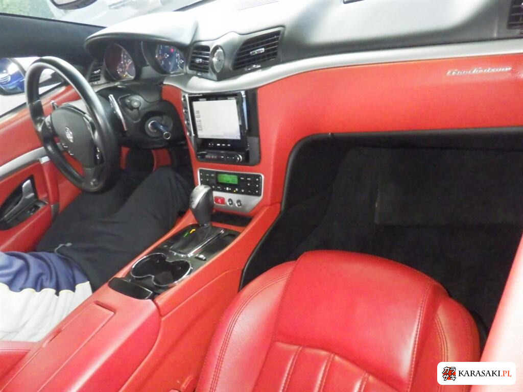 Maserati Granturismo 2008 z aukcji japońskiej