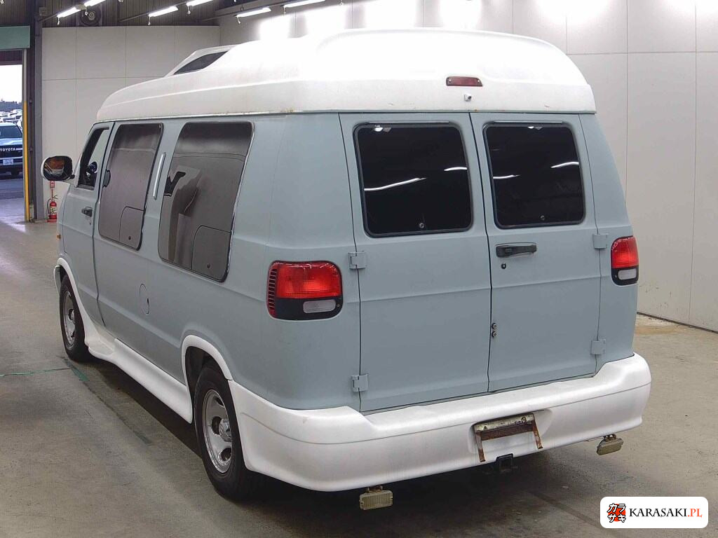 Dodge 1999 z aukcji japońskiej