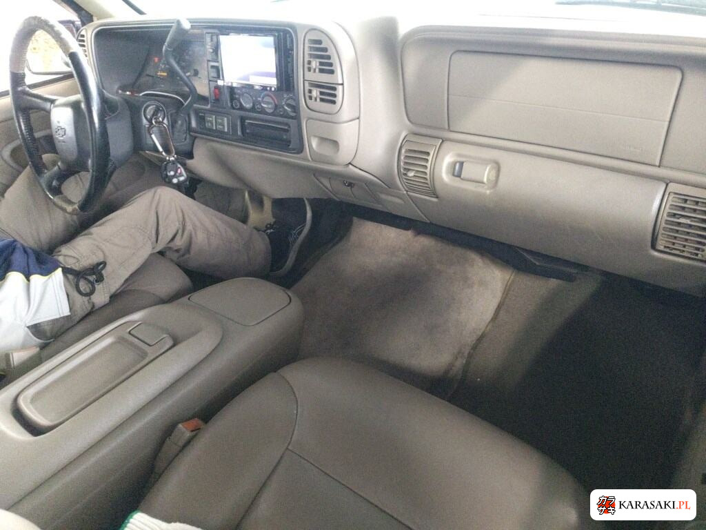 Chevrolet Tahoe 2004 z aukcji japońskiej