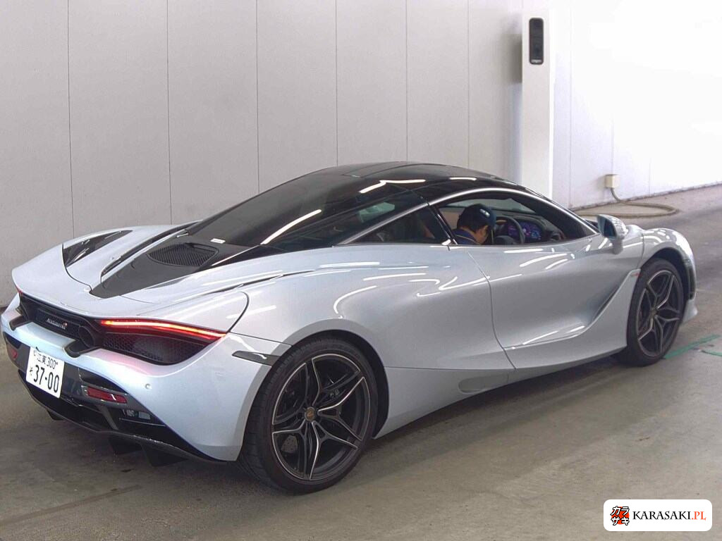 McLaren 720S 2017 z aukcji japońskiej