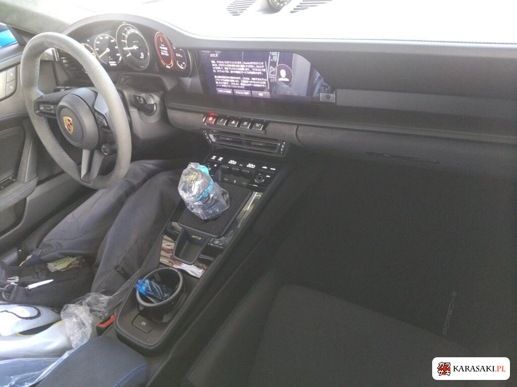 Porsche 911 2022 z aukcji japońskiej