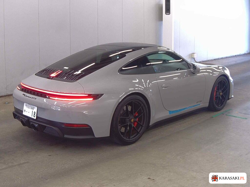 Porsche 911 2025 z aukcji japońskiej