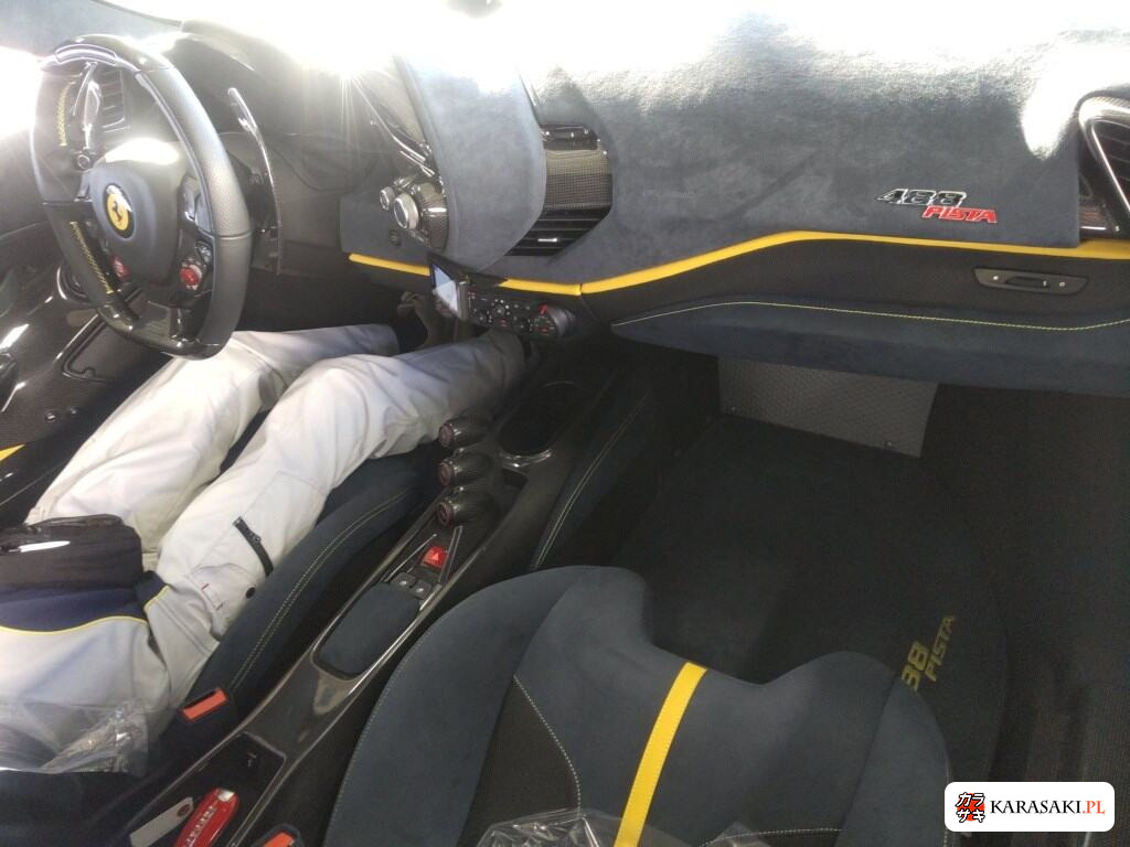 Ferrari 488 Pista 2020 z aukcji japońskiej