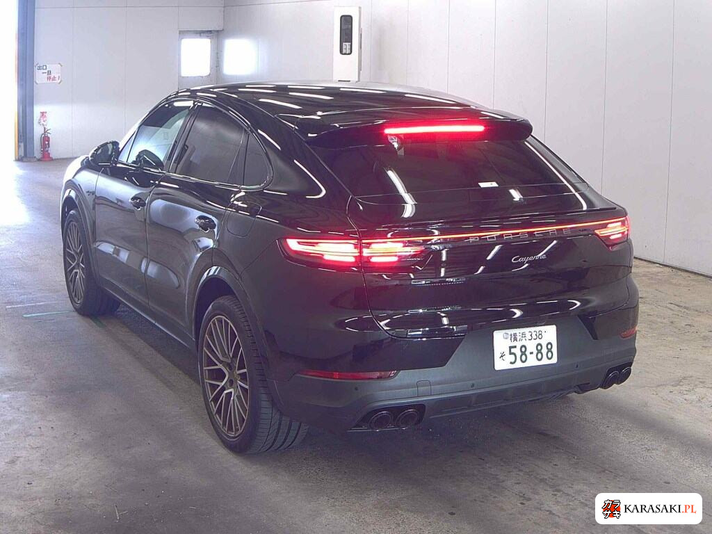 Porsche Cayenne Coupe 2022 z aukcji japońskiej