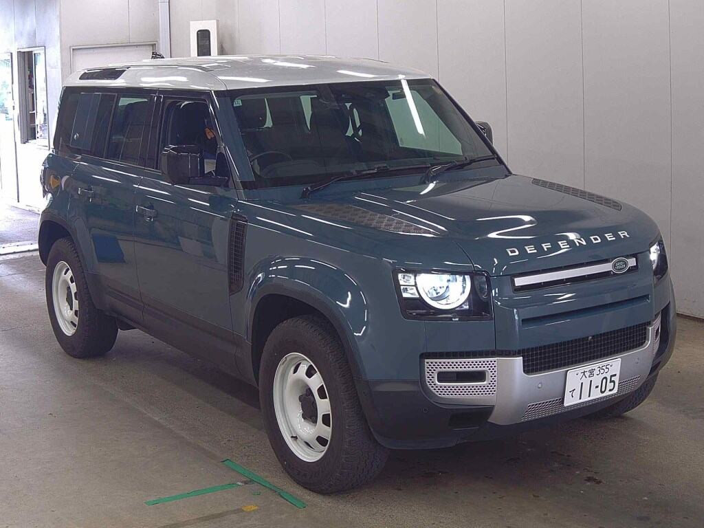 Land Rover Defender 2020 z aukcji japońskiej