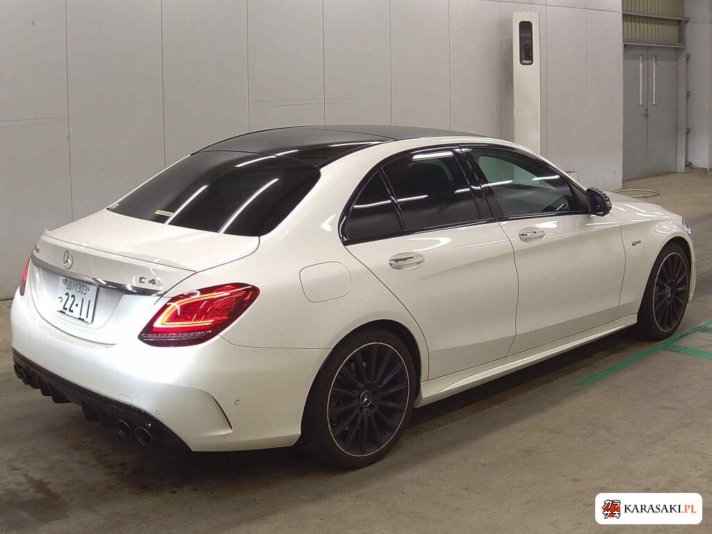 Mercedes-AMG C-Class 2019 z aukcji japońskiej