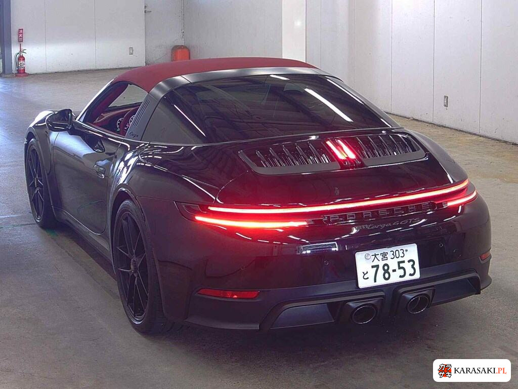Porsche 911 2025 z aukcji japońskiej